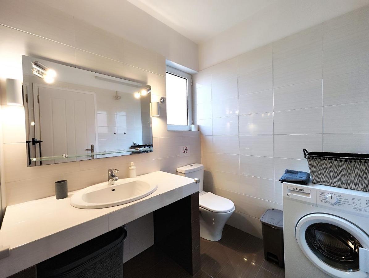 Menelaou By Verde Apartments Athen Exterior foto