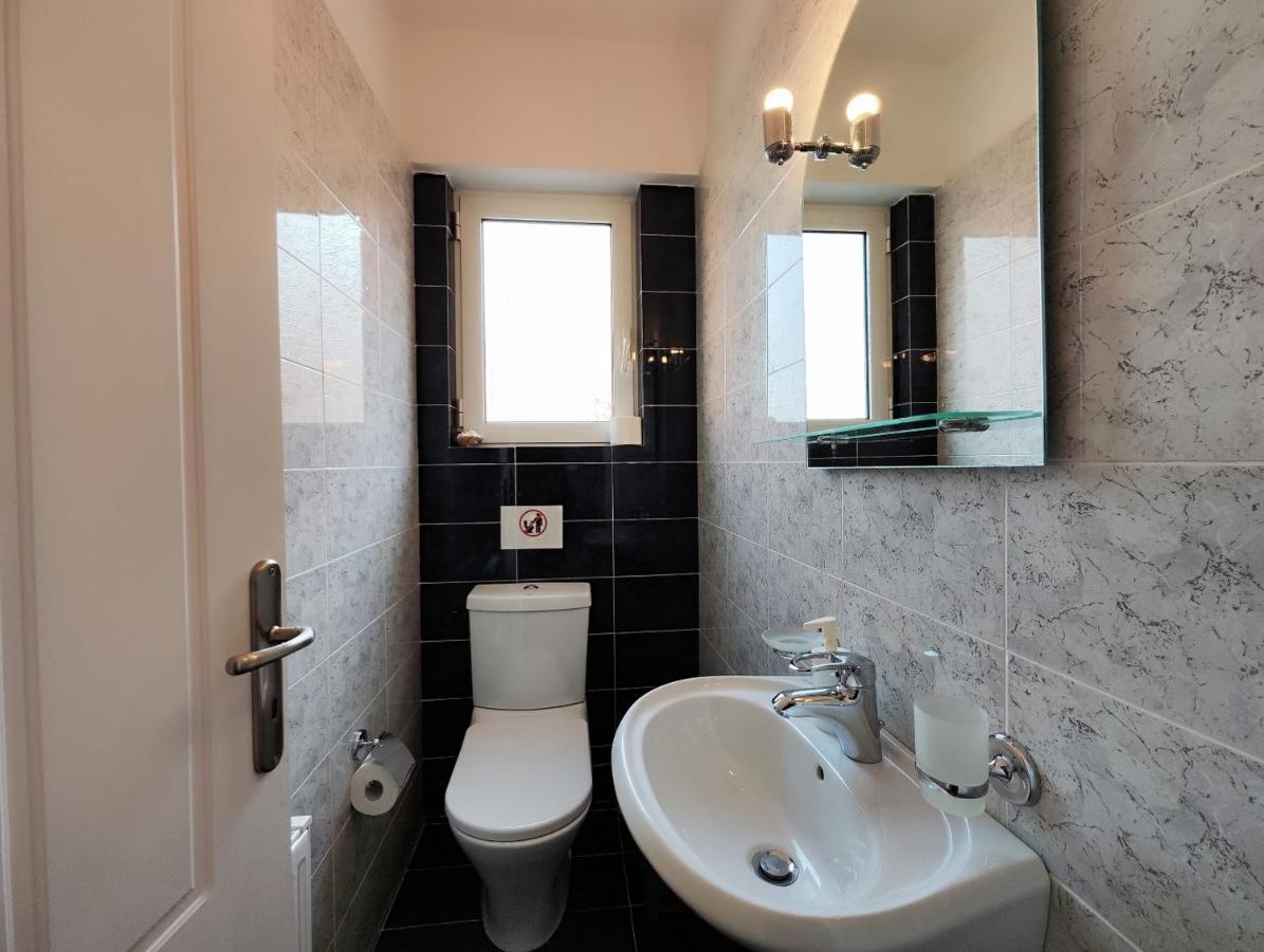 Menelaou By Verde Apartments Athen Exterior foto