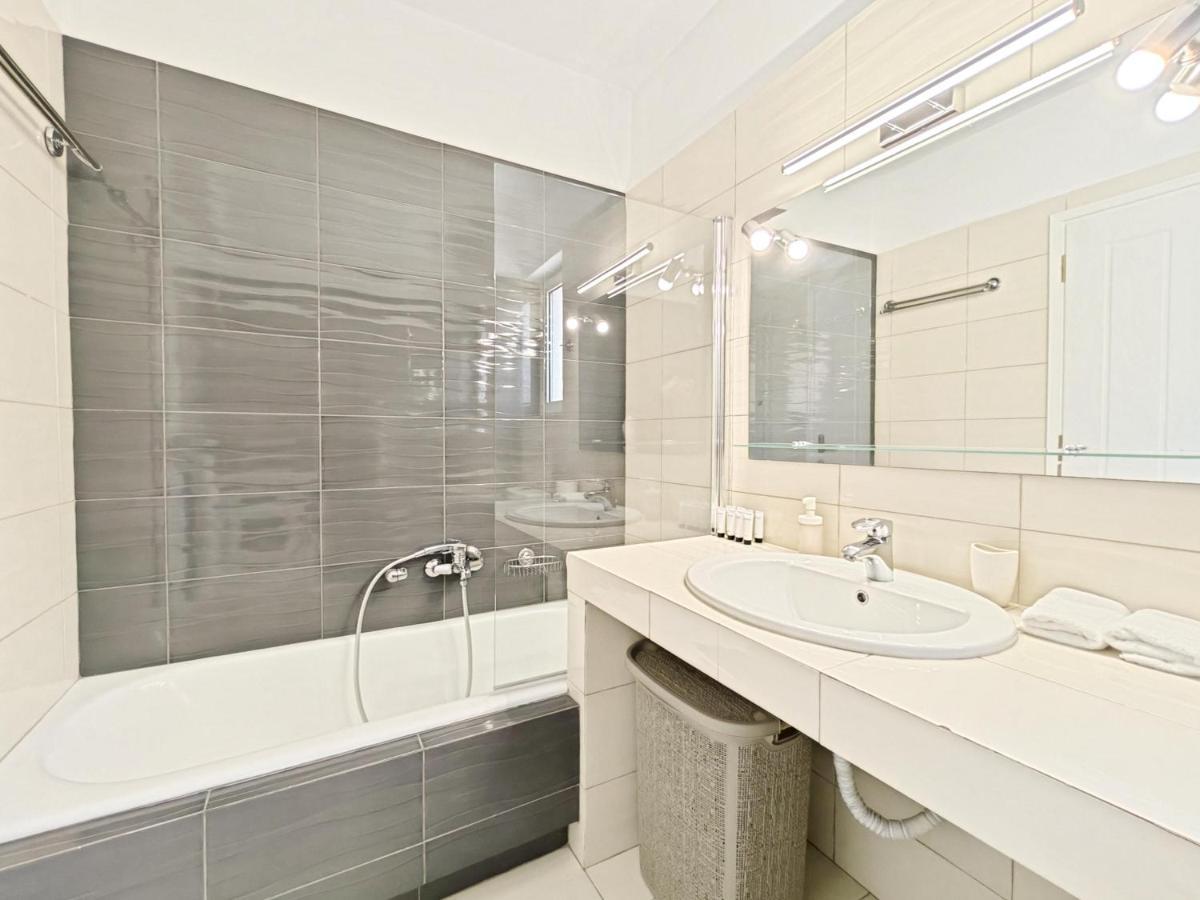 Menelaou By Verde Apartments Athen Exterior foto